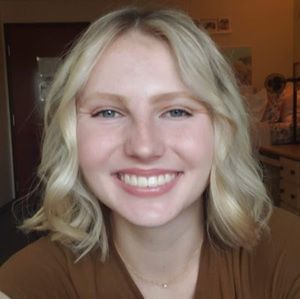 Meet your Posher, Emma